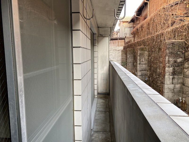 壬生ハイツのバルコニー