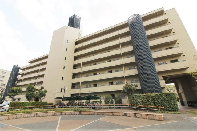 駅徒歩５分＆２沿線利用可能◎ペット飼育可能◎リフォーム済み３ＬＤＫ◎ユニ宇治マンション５号館の外観|外観