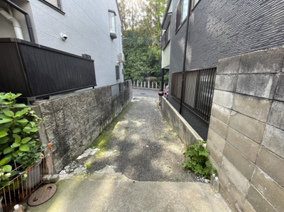 【前面道路含む現地写真】 | 大宮西総門口町　貸家