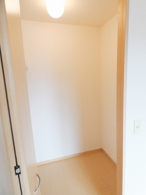 B-クレセントの収納