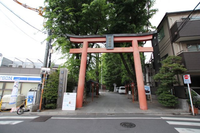 赤城神社まで50m