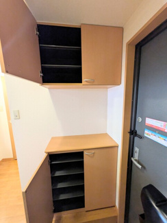 エアコン1基付きです。