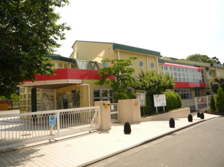 和泉学園いづみ幼稚園まで400ｍ