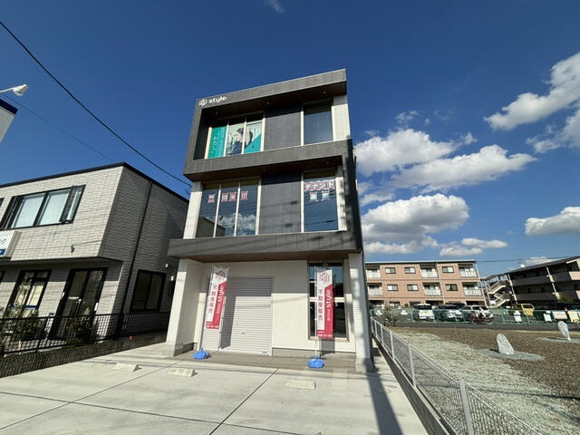 草津市野村１丁目の店舗一部