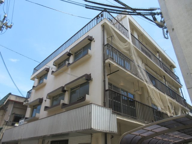 明神マンション1号の外観