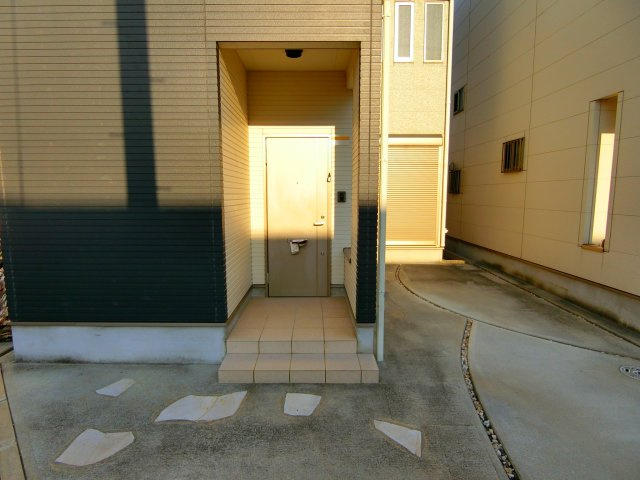 フジパレス戸建賃貸池田下町南 のエントランス