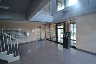 【エントランス】