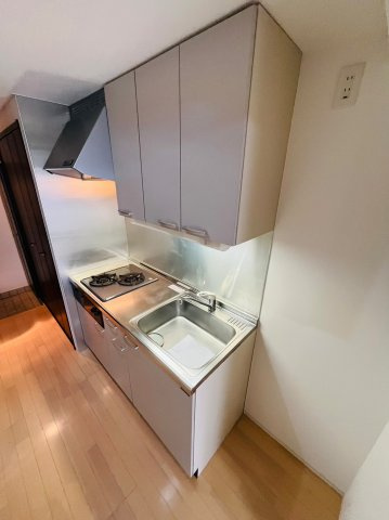 CREA花の木のキッチン