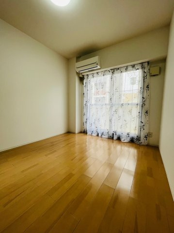 CREA花の木の居間・リビング