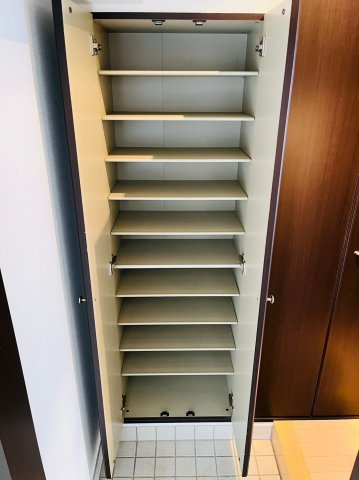 CREA花の木の収納