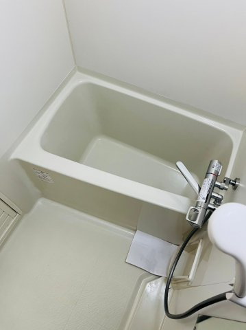 CREA花の木の浴室