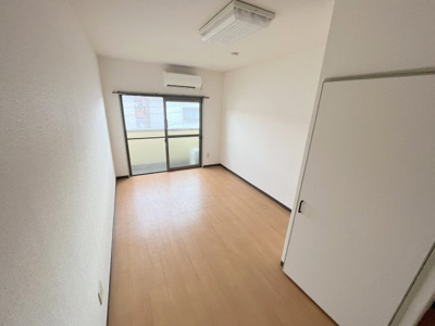 【洋室】 | OMレジデンス柏原Ⅱ