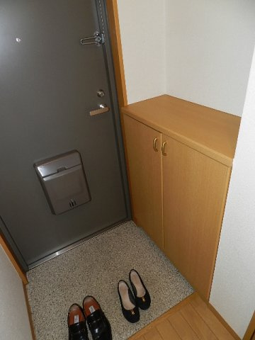 Ｕ’グランディスの玄関