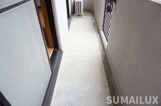 パルテノン弐番館のバルコニー