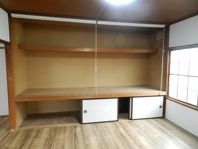 梅村アパートの内装