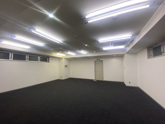 大地ビルの内装