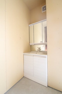 【独立洗面台】 | 天神町テナント | １Fの洗面化粧台です