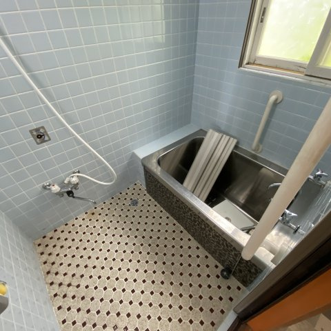 室蘭市崎守町１５０番１号　戸建の浴室|きれいなお風呂です