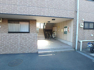 建物入り口