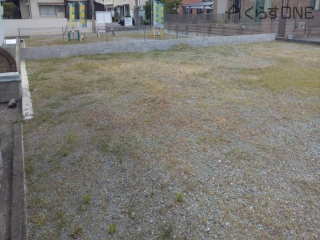 【外観】 | スマートタウン宮田／3区画 | 【店舗】お子様連れの方も安心♪おもちゃ・DVD完備のキッズスペースございます！