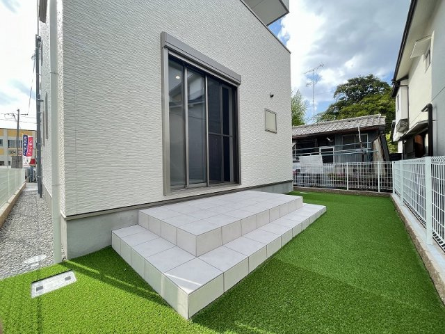西堤本通西3丁目　新築戸建の庭