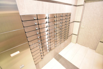 【その他】 | フォーリアライズ梅田レーベン | メールボックス