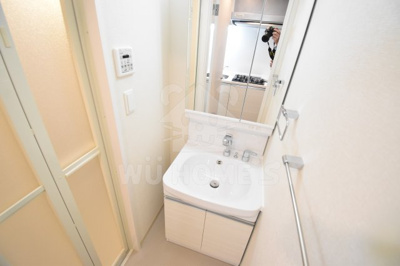 【独立洗面台】 | フォーリアライズ梅田レーベン | 独立洗面台です