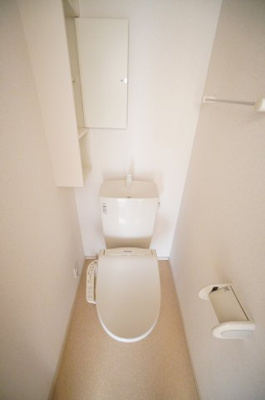 【トイレ】 | アレンデールB | ※同物件・反転タイプの写真です。