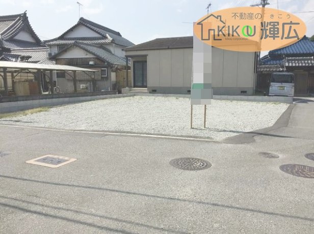 高砂市荒井町小松原3丁目　土地の前面道路含む現地写真