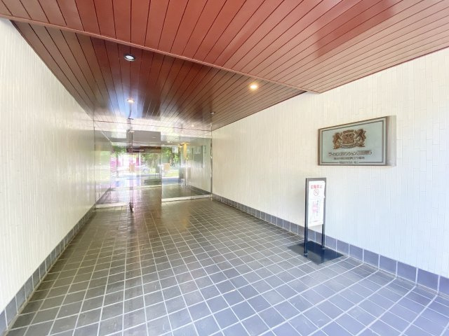 【新規フルリフォーム済・広いルーフバルコニー】ライオンズマンション江田第5の画像