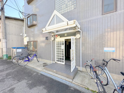 【エントランス】 | エスパシオ