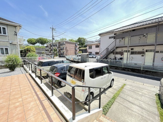 【駐車場】 | いつでも目の届く敷地内に駐車場があります♪お車をお持ちのファミリーさんにオススメです☆
