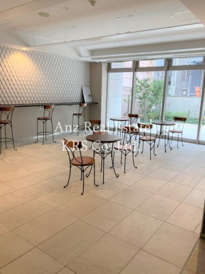 【ロビー】 | アンビエンテ四ツ橋 | ゆったりくつろげるロビー♪