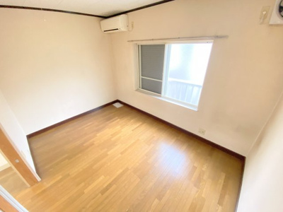 【洋室】 | 松ハイツ