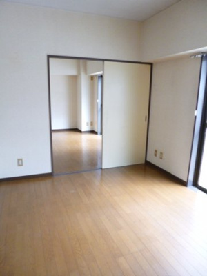 【洋室】 | アメニティプラザ