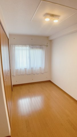 プライベート・フォレストの洋室