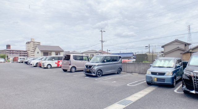 プライベート・フォレストの駐車場