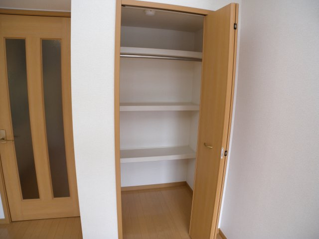 フラットFの収納