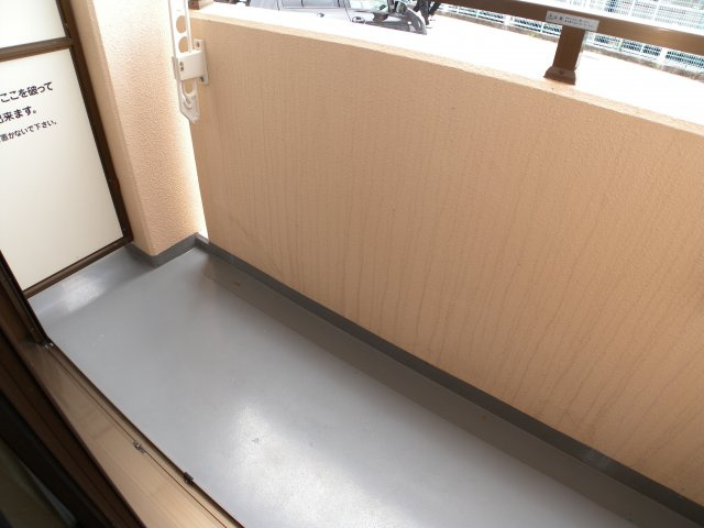 フラットFのバルコニー