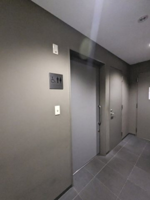 【その他共用部分】 | ザ湾岸タワーレックスガーデン | 多目的トイレです。