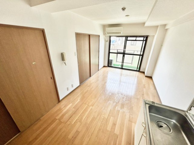 【居間・リビング】 | フローラルマンション