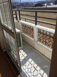 【バルコニー】 | フォレストヒルズ | 同タイプの別の部屋の写真です。