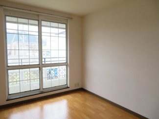 【洋室】 | フォレストヒルズ