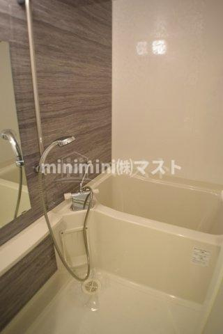 ＫＤＸレジデンス難波南の浴室|ゆっくりくつろげる浴室