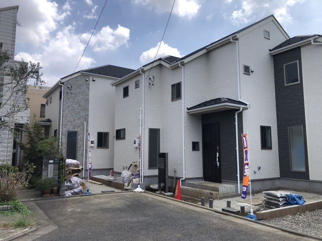 練馬区大泉学園町4丁目新築分譲住宅の外観|販売現地全景
