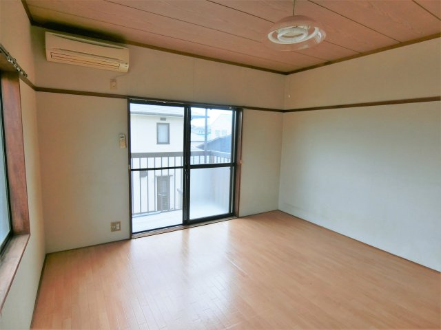 ハウス・インテックの居間・リビング