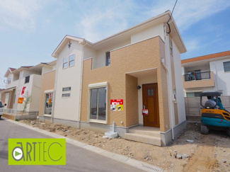 【外観】 | こちらの物件が気になるようでしたら、0120-300-697までお気軽にご連絡ください♪人生でいちばん大きなお買い物です、いつでもご案内いたします。ゆっくりご見学ください現地だからわかる事があります