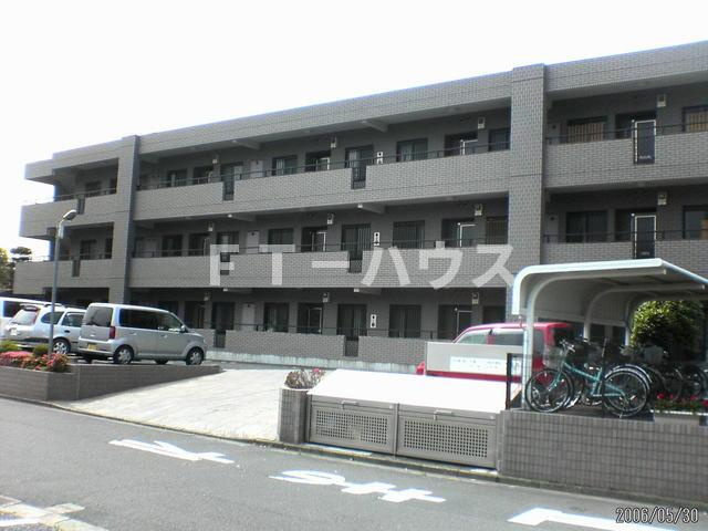 バルベリーニ東船橋の外観