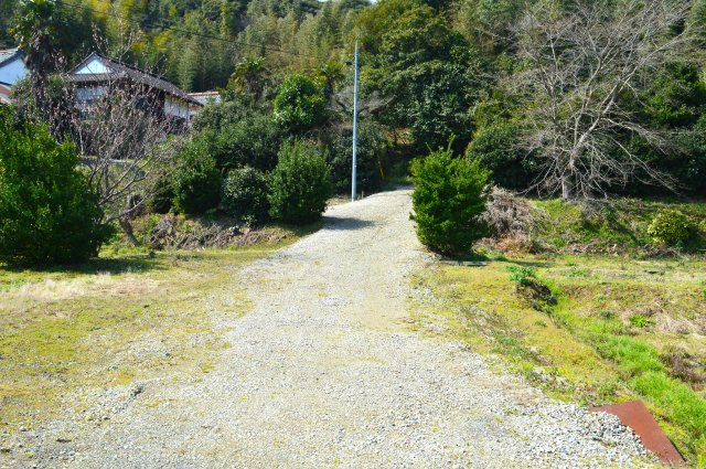 園町　売土地の外観|進入路幅約3ｍ×長さ約33ｍ