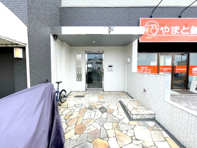 【エントランス】 | 新栄プロパティー沢田